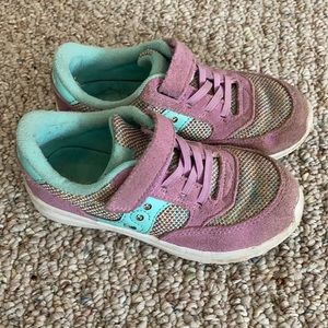 Saucony 10.5 girls sneakers